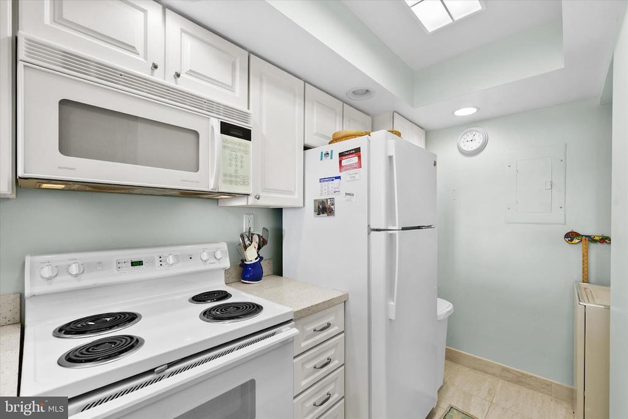 Sea Colony Dover Real Estate for Sale - 505 Dover House in Bethany Beach Photo 13