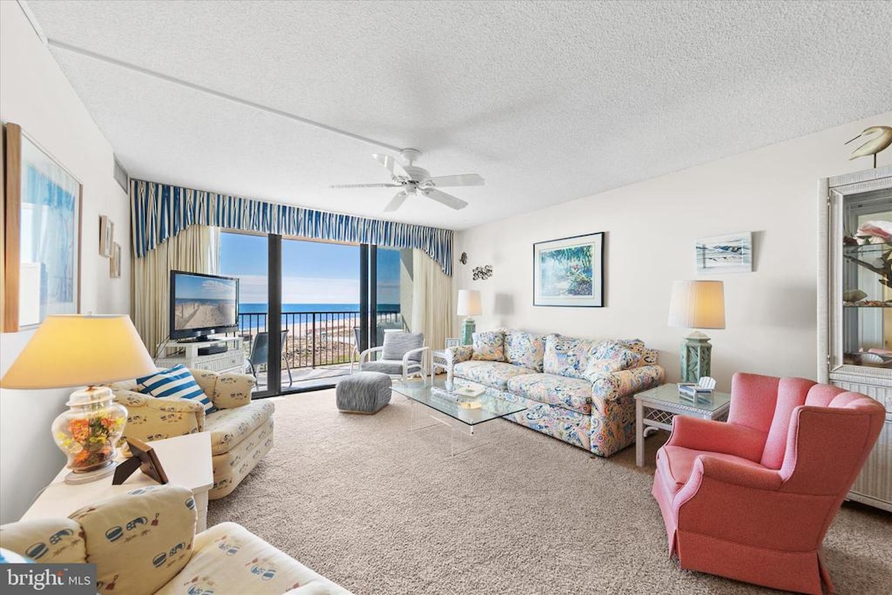 Sea Colony Dover Real Estate for Sale - 505 Dover House in Bethany Beach Photo 4