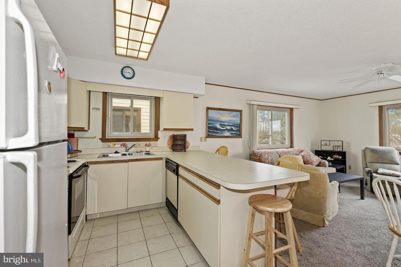 Lost Colony III - V Real Estate for Sale - 411 146th St #225 in Ocean City Photo 7
