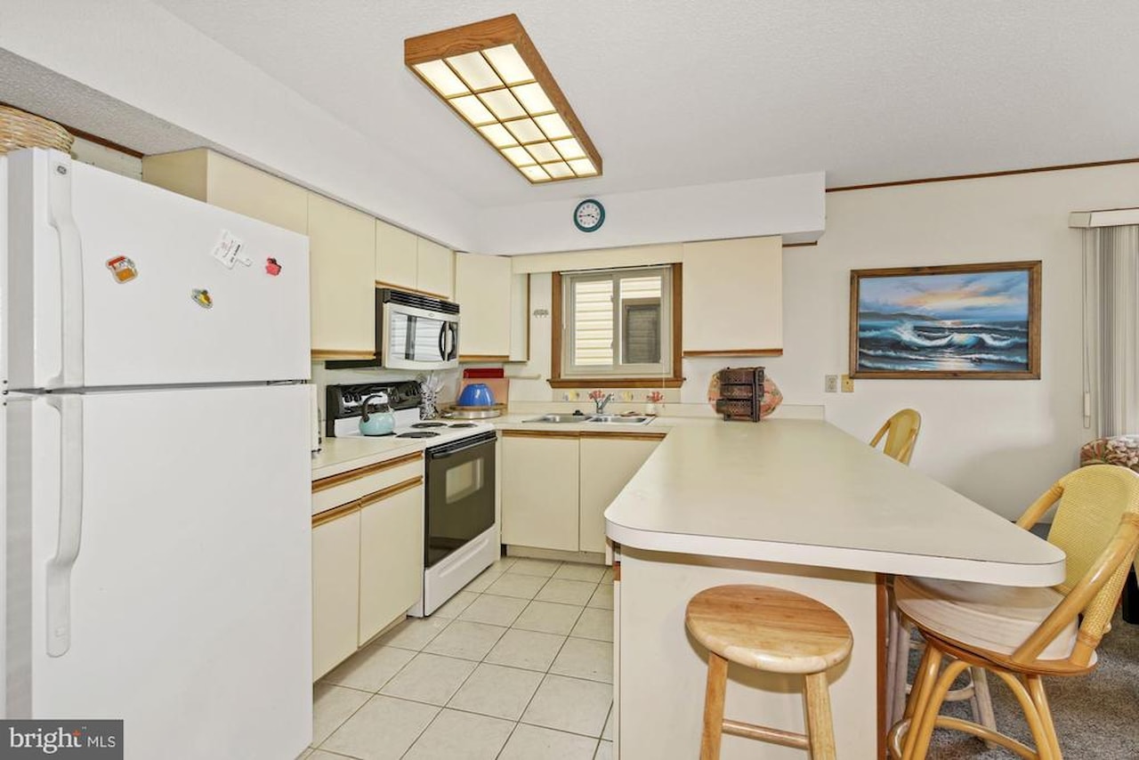 Lost Colony III - V Real Estate for Sale - 411 146th St #225 in Ocean City Photo 6