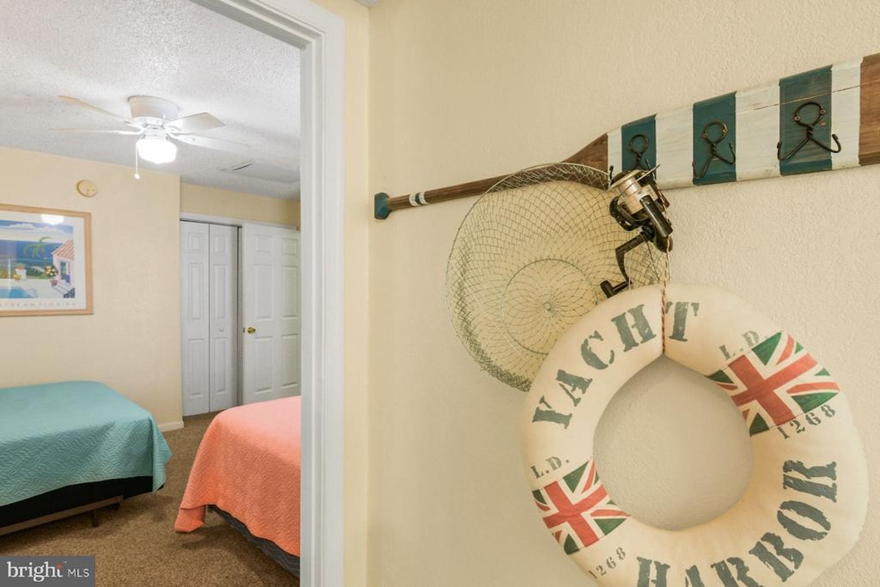 Jocelyn Manor Real Estate for Sale - 207 8th St #103C in Ocean City Photo 15