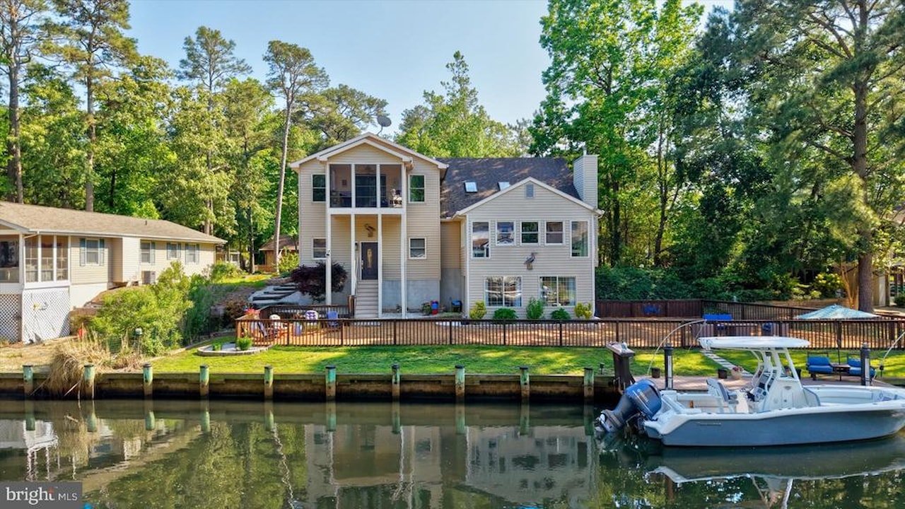  Real Estate for Sale - 19 Duck Cove in Ocean Pines Photo 3