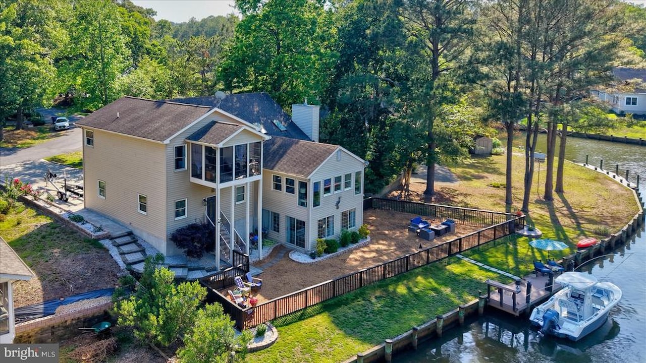  Real Estate for Sale - 19 Duck Cove in Ocean Pines Photo 4