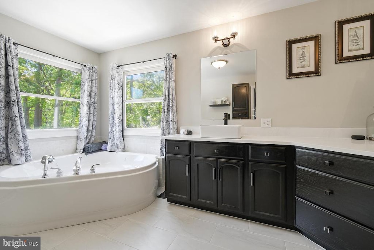  Real Estate for Sale - 19 Duck Cove in Ocean Pines Photo 52