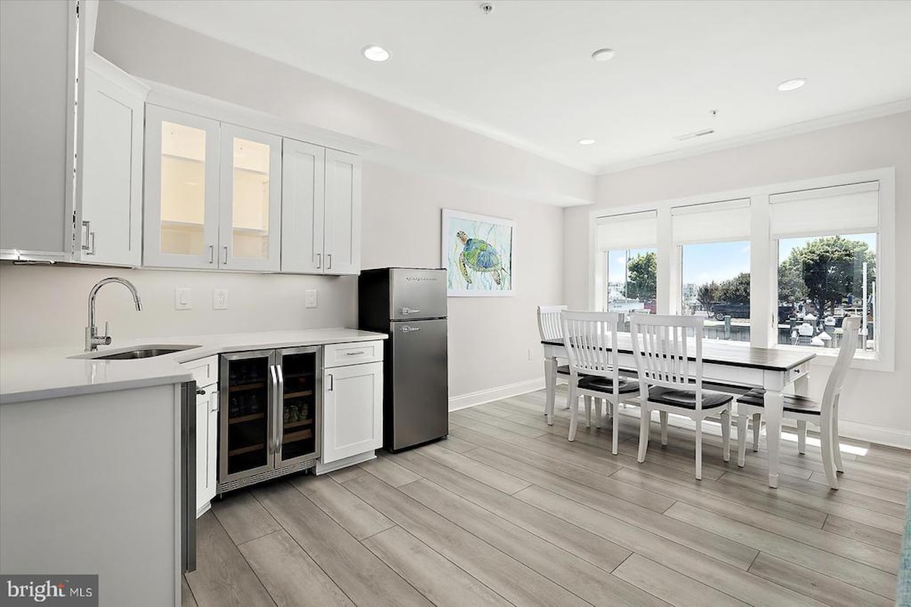Villas At The Inlet Real Estate for Sale - 13000 Marina View Ln #20 in Ocean City Photo 16