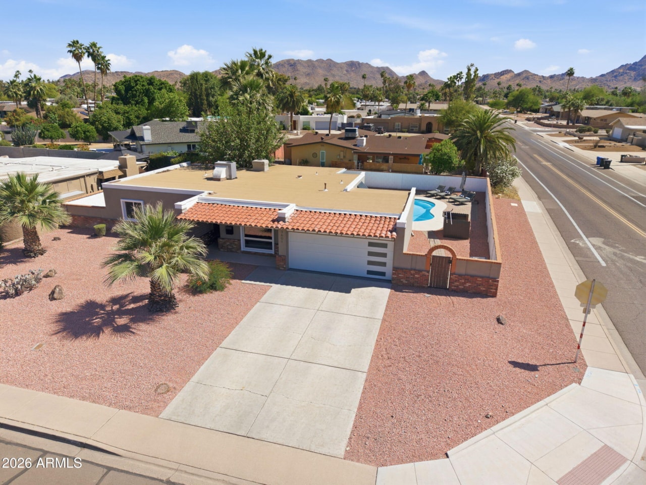 3601 E Cholla St Phoenix, AZ 85028 | MLS 7018085