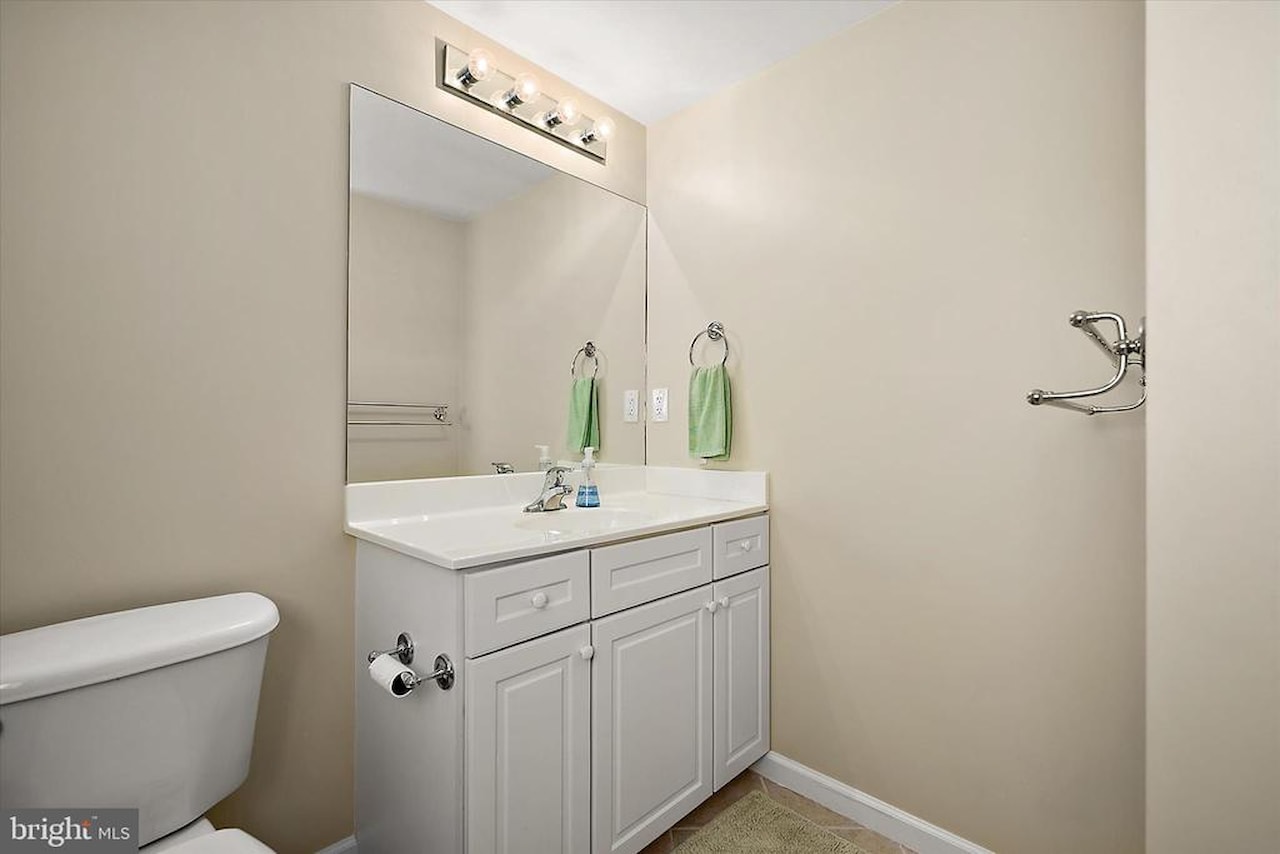 Casa Del Mare Real Estate for Sale - 7402 Coastal Hwy #204 in Ocean City Photo 16