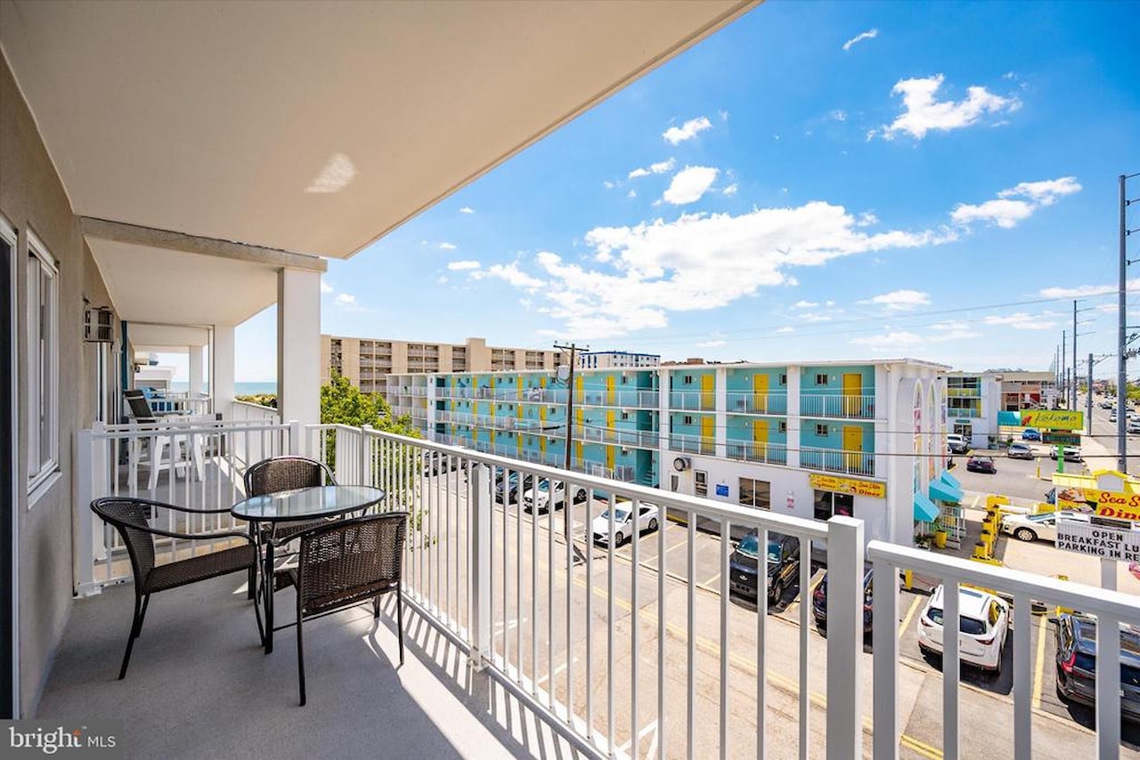 Casa Del Mare Real Estate for Sale - 7402 Coastal Hwy #204 in Ocean City Photo 28