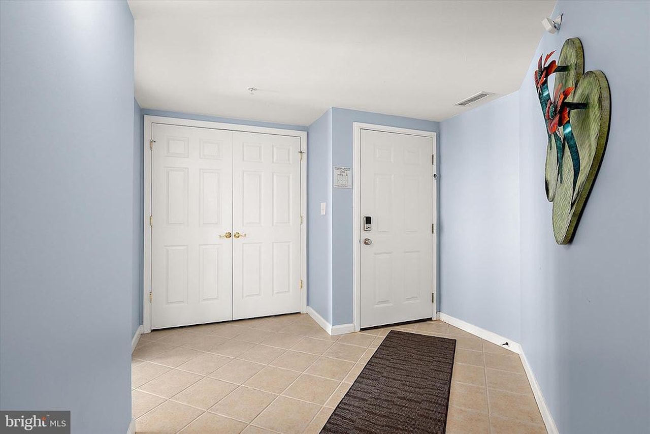 Casa Del Mare Real Estate for Sale - 7402 Coastal Hwy #204 in Ocean City Photo 2