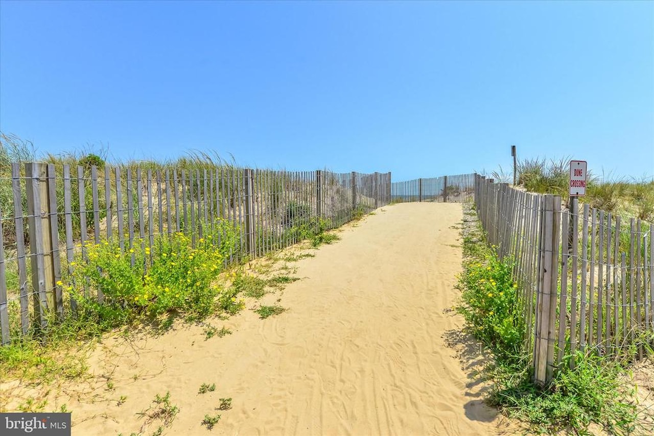 Casa Del Mare Real Estate for Sale - 7402 Coastal Hwy #204 in Ocean City Photo 36