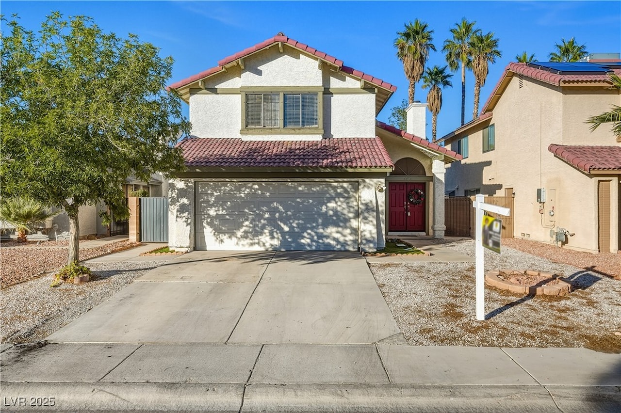 6656 Joe Michael Way Las Vegas, NV 89108 | MLS 2734687
