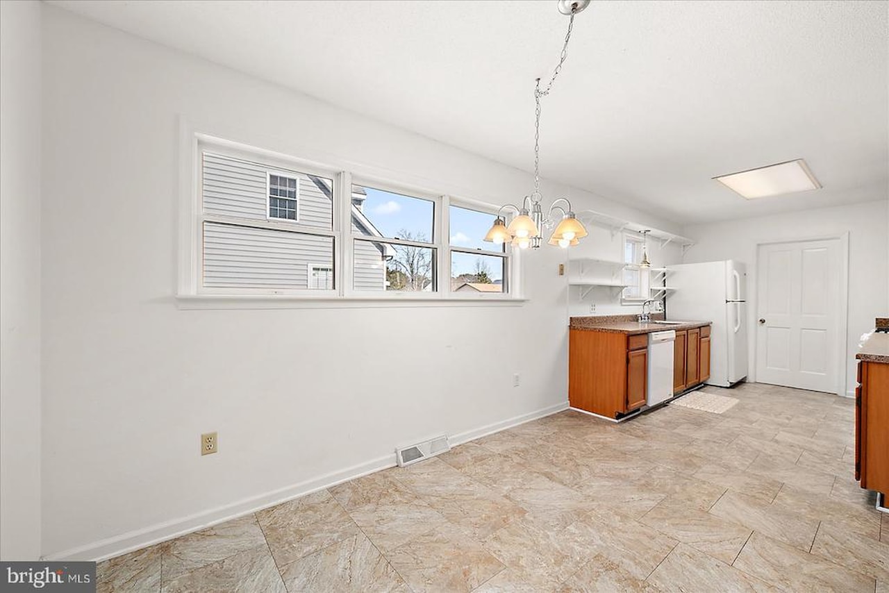  Real Estate for Sale - 10505 Keyser Point Rd in Ocean City Photo 15