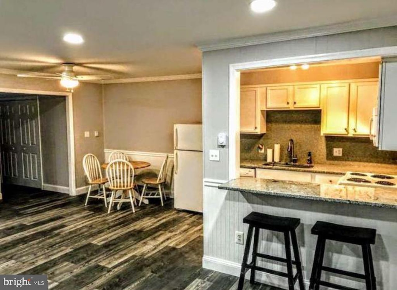 Sunset Six Real Estate for Sale - 322 Sunset Dr #5 in Ocean City Photo 2