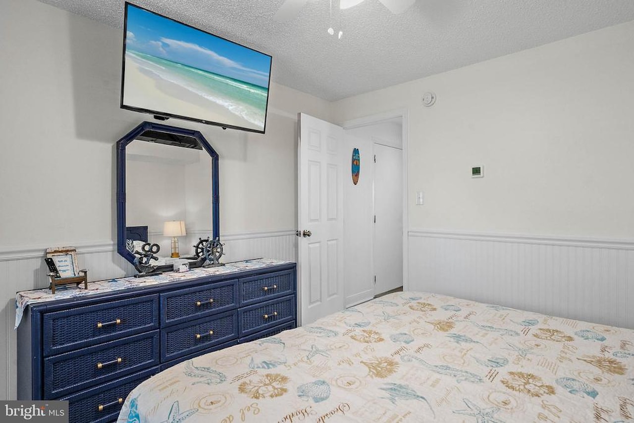 Jamaica Bay Real Estate for Sale - 204 33rd St #20502 in Ocean City Photo 15