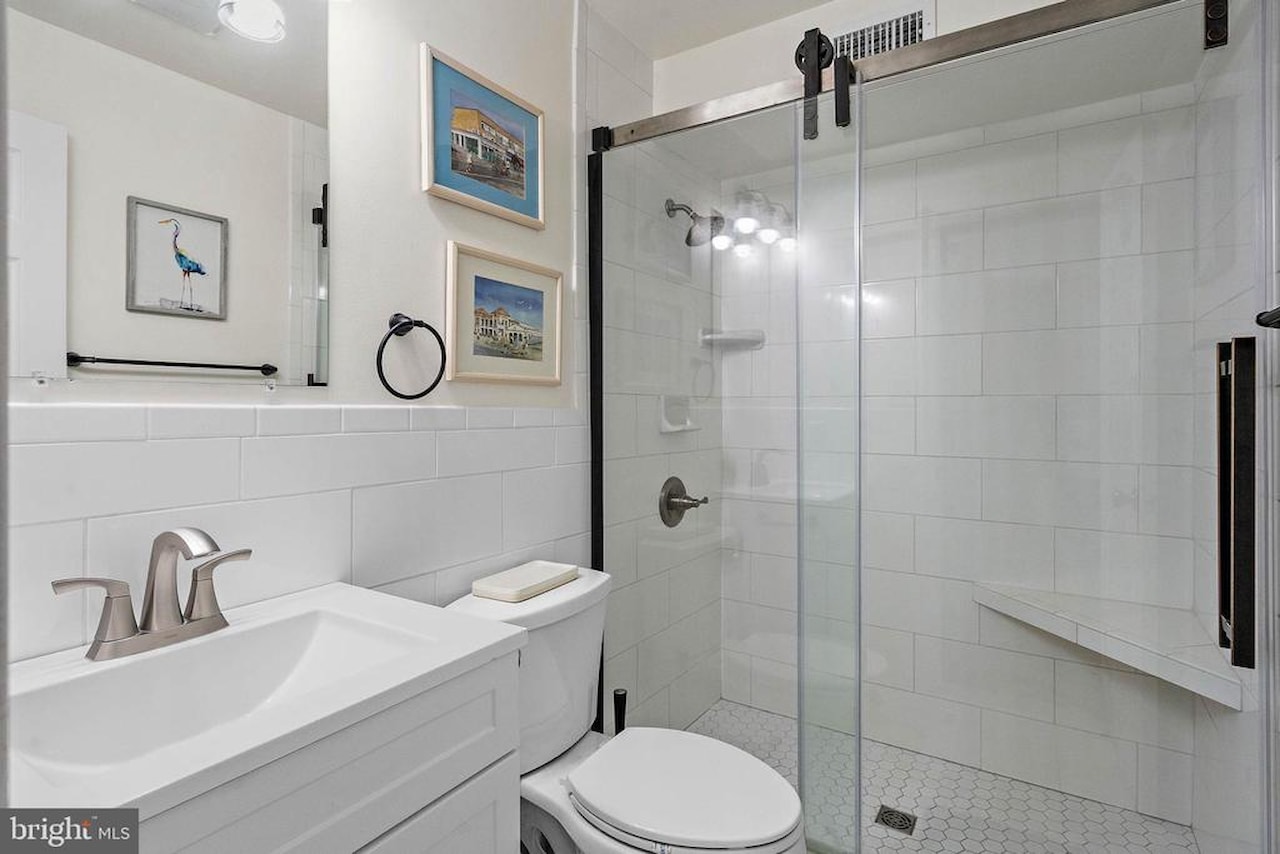 Jamaica Bay Real Estate for Sale - 204 33rd St #20502 in Ocean City Photo 16