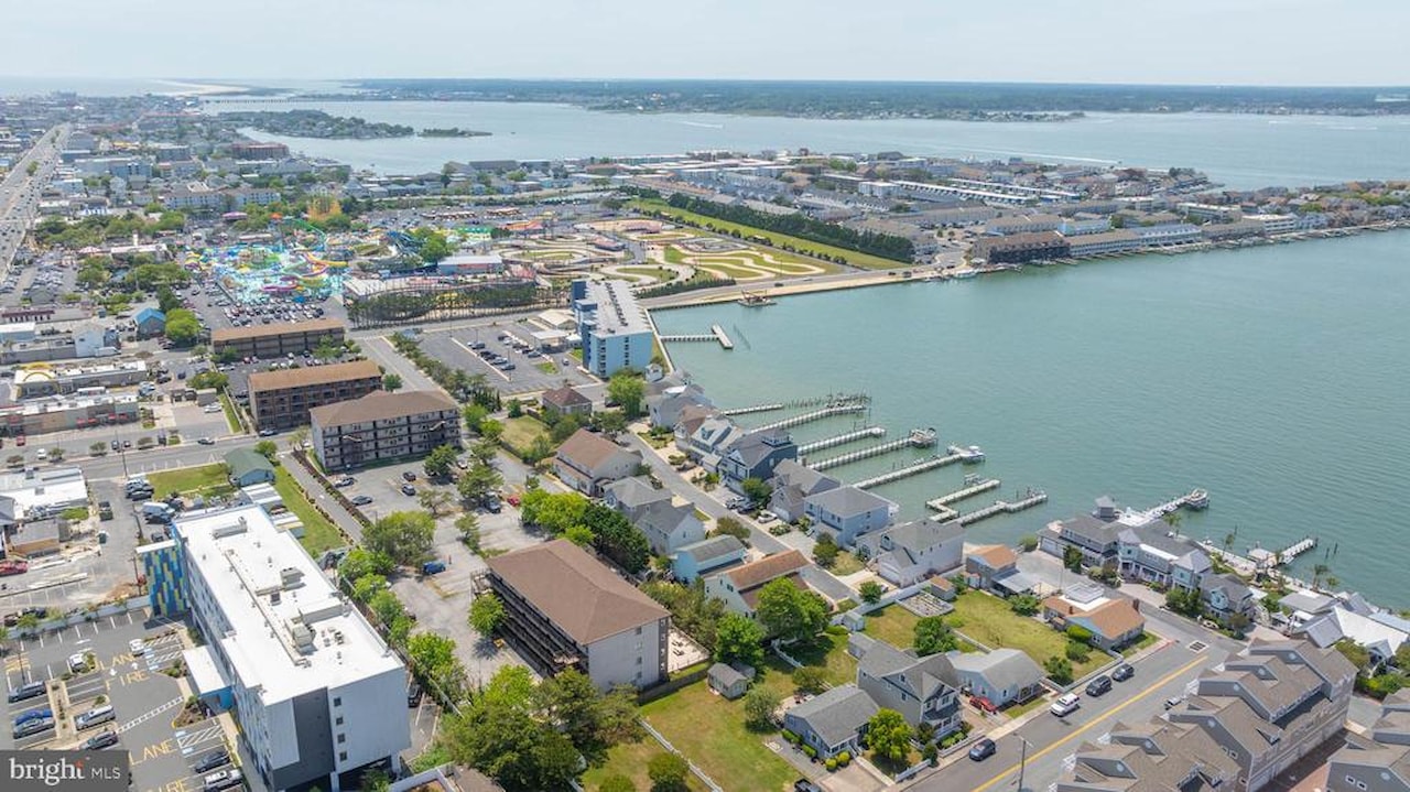 Jamaica Bay Real Estate for Sale - 204 33rd St #20502 in Ocean City Photo 36