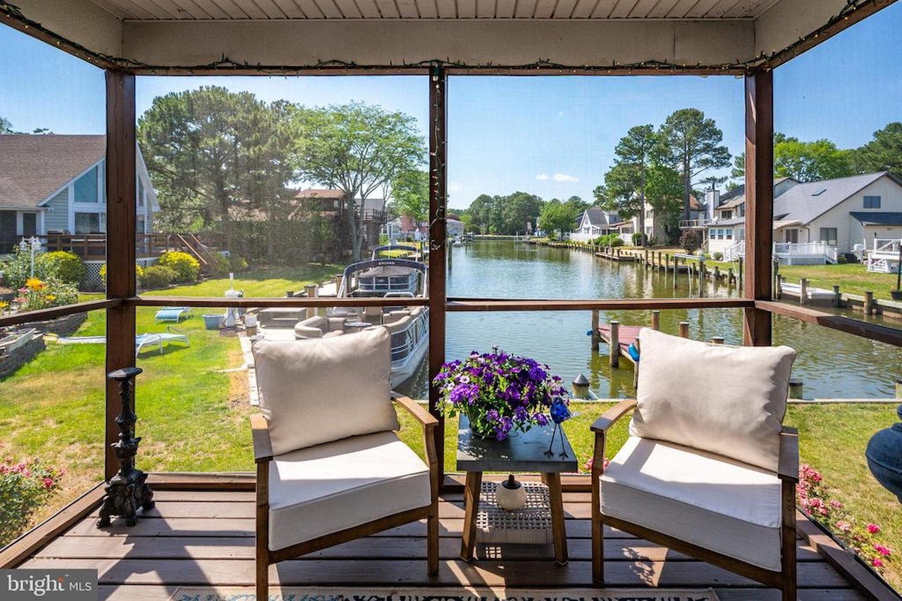  Real Estate for Sale - 9 Harborview Dr in Ocean Pines Photo 2