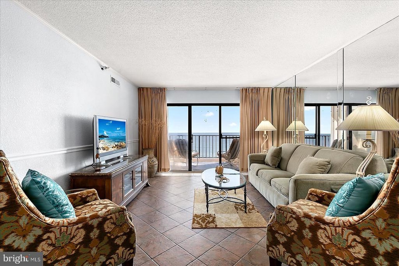 Plaza Real Estate for Sale - 9800 Coastal Hwy #910 in Ocean City Photo 5