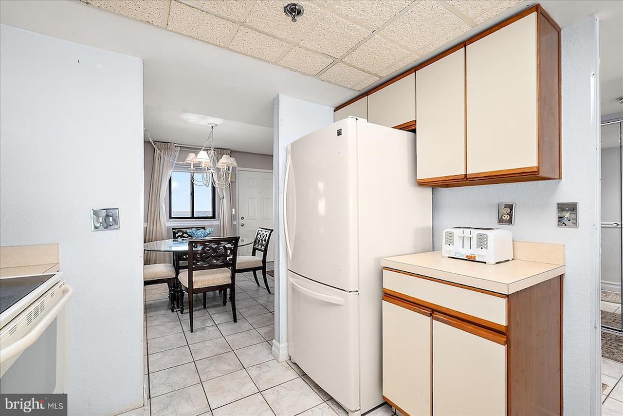 Plaza Real Estate for Sale - 9800 Coastal Hwy #910 in Ocean City Photo 16