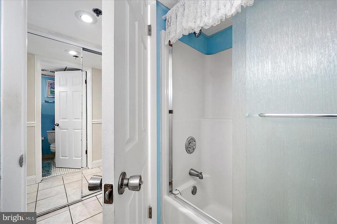 Plaza Real Estate for Sale - 9800 Coastal Hwy #910 in Ocean City Photo 27