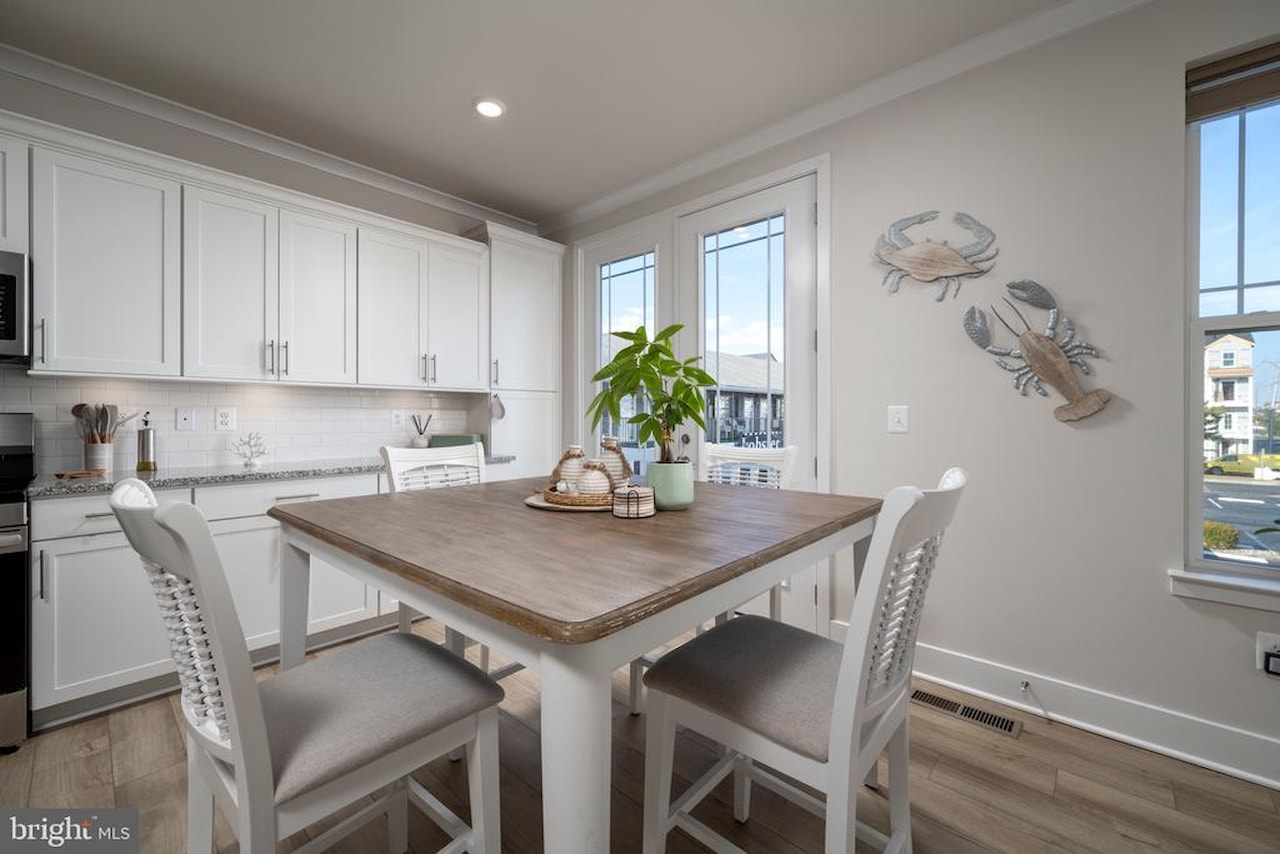  Real Estate for Sale - 104 142nd St #104B in Ocean City Photo 11
