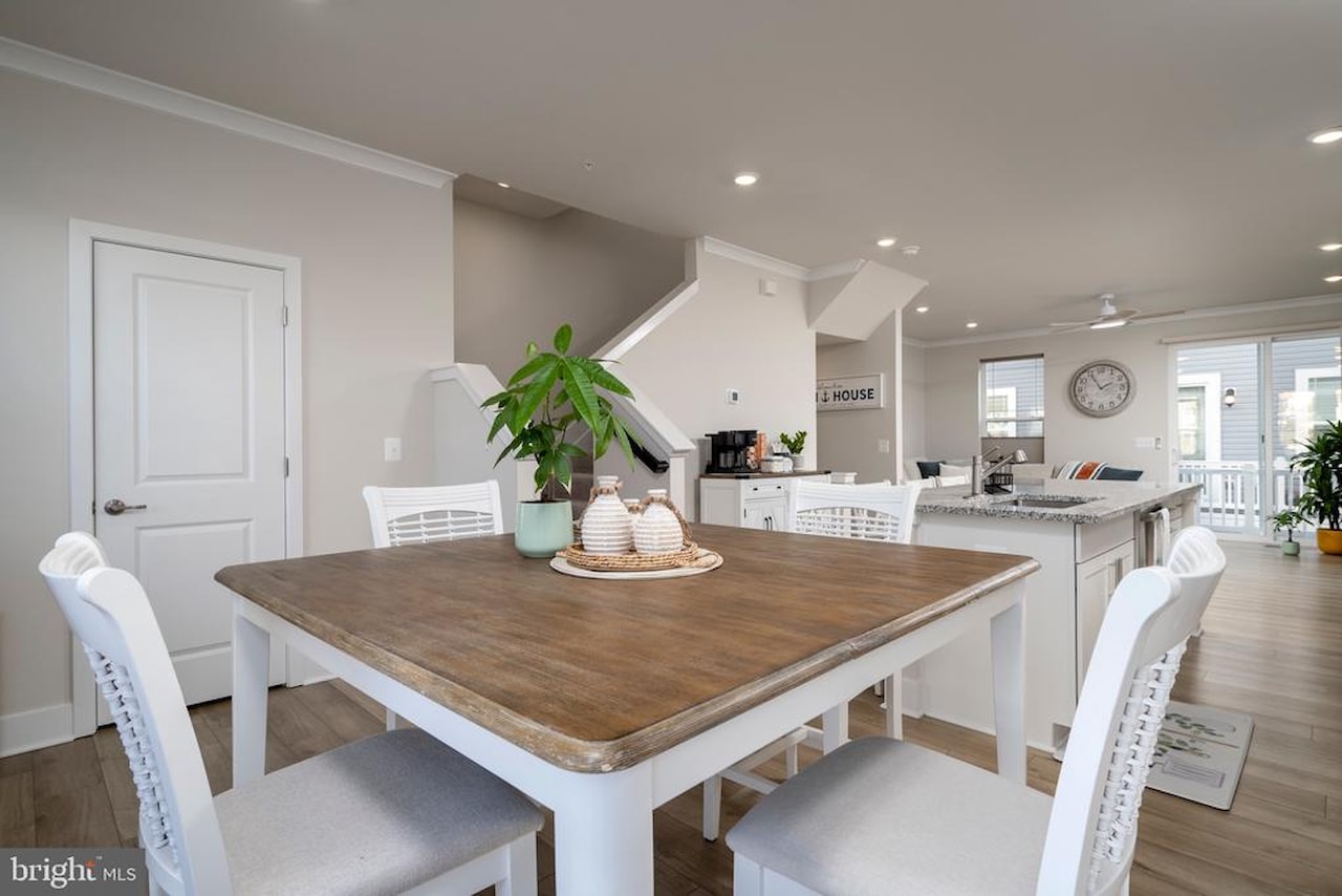  Real Estate for Sale - 104 142nd St #104B in Ocean City Photo 10