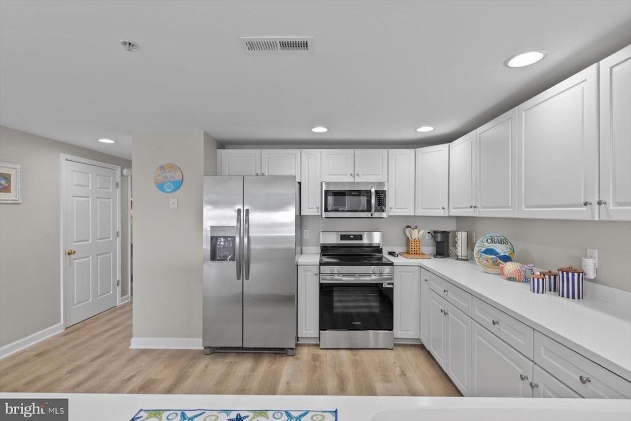Astoria Real Estate for Sale - 4500 Coastal Hwy #407 in Ocean City Photo 18