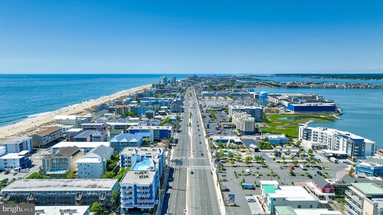 Astoria Real Estate for Sale - 4500 Coastal Hwy #407 in Ocean City Photo 47