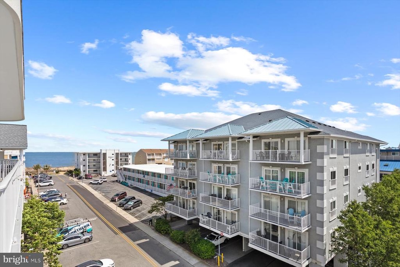 Astoria Real Estate for Sale - 4500 Coastal Hwy #407 in Ocean City Photo 37