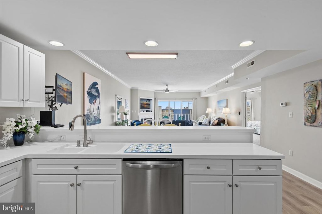 Astoria Real Estate for Sale - 4500 Coastal Hwy #407 in Ocean City Photo 10