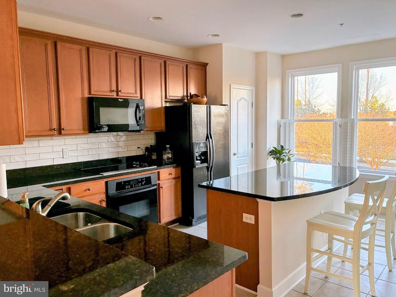  Real Estate for Sale - 10900 Holystone Ln #402 in Berlin Photo 8