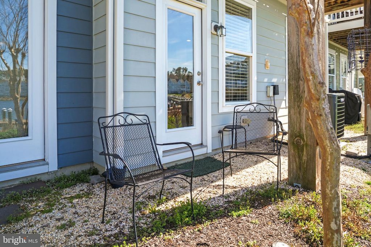  Real Estate for Sale - 10900 Holystone Ln #402 in Berlin Photo 13
