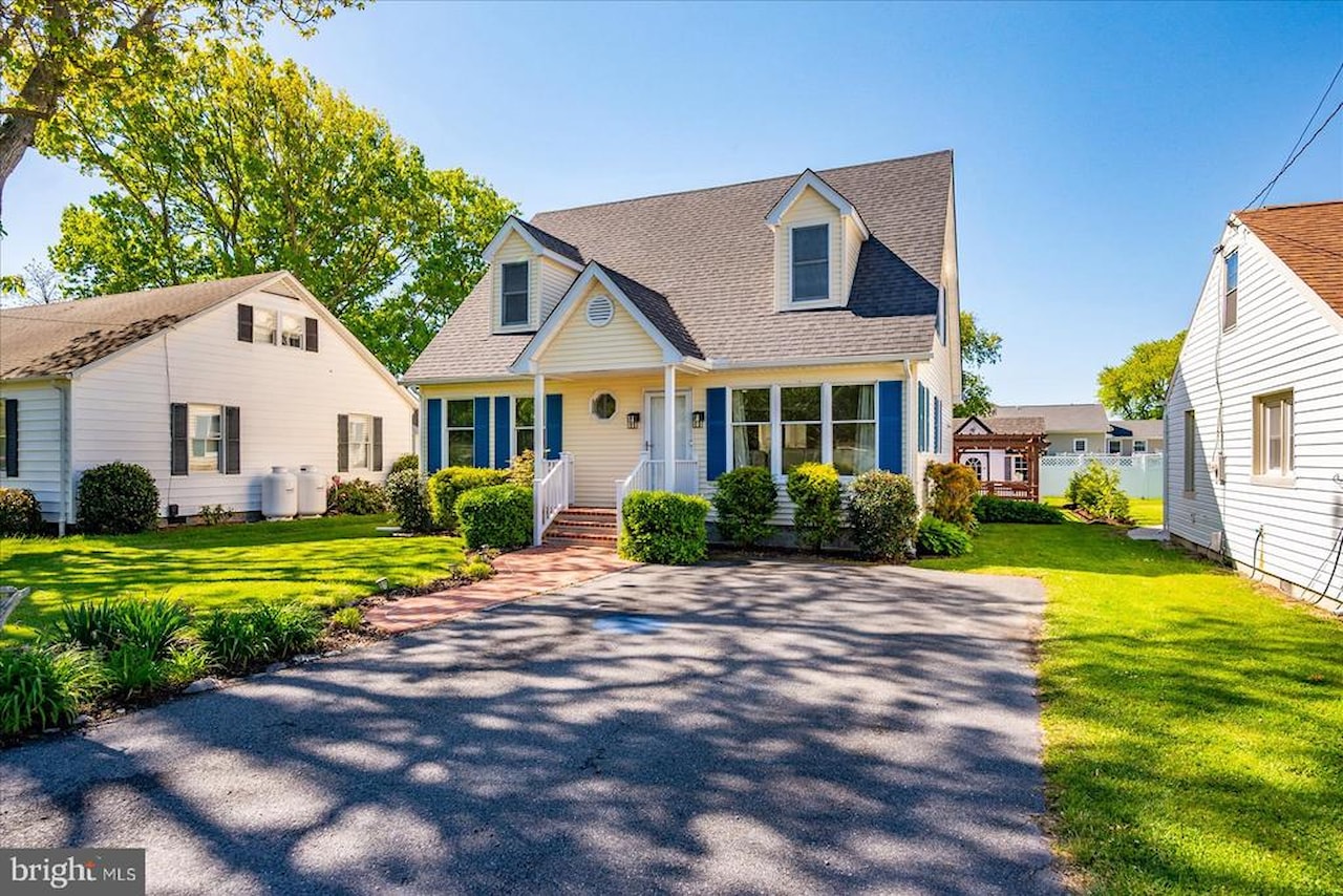  Real Estate for Sale - 12912 Pine St in Ocean City
