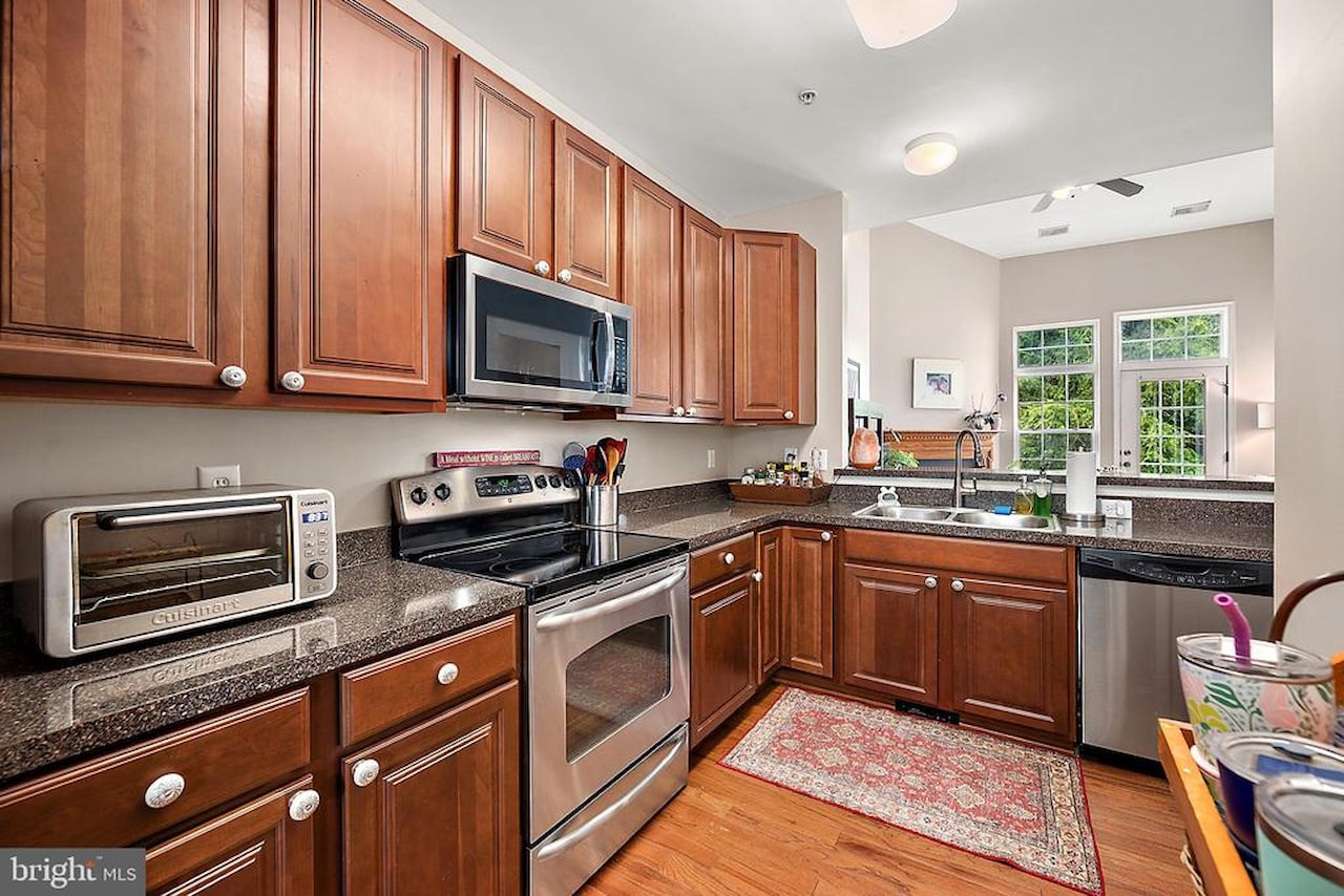  Real Estate for Sale - 508 Sunlight Ln #2 in Berlin Photo 11