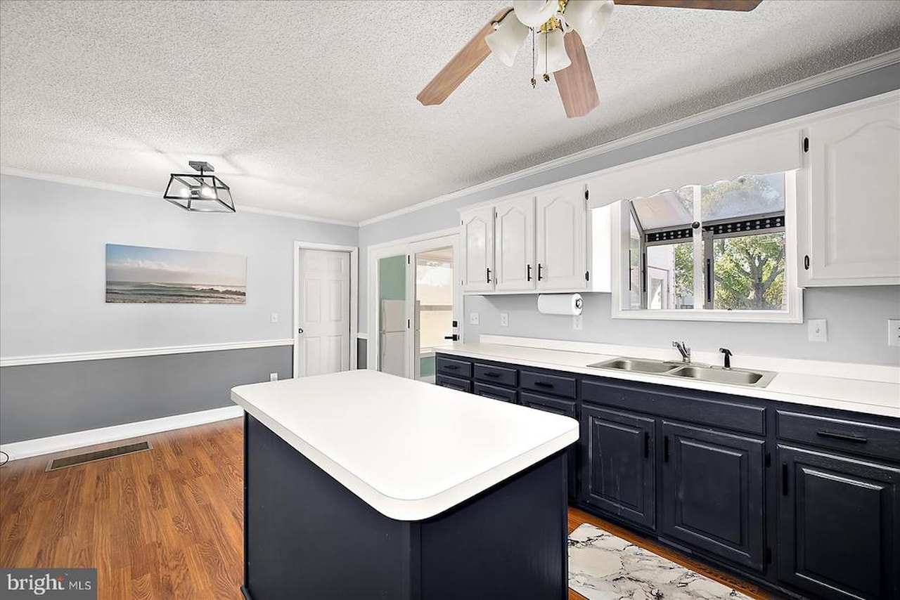  Real Estate for Sale - 12912 Pine St in Ocean City Photo 19