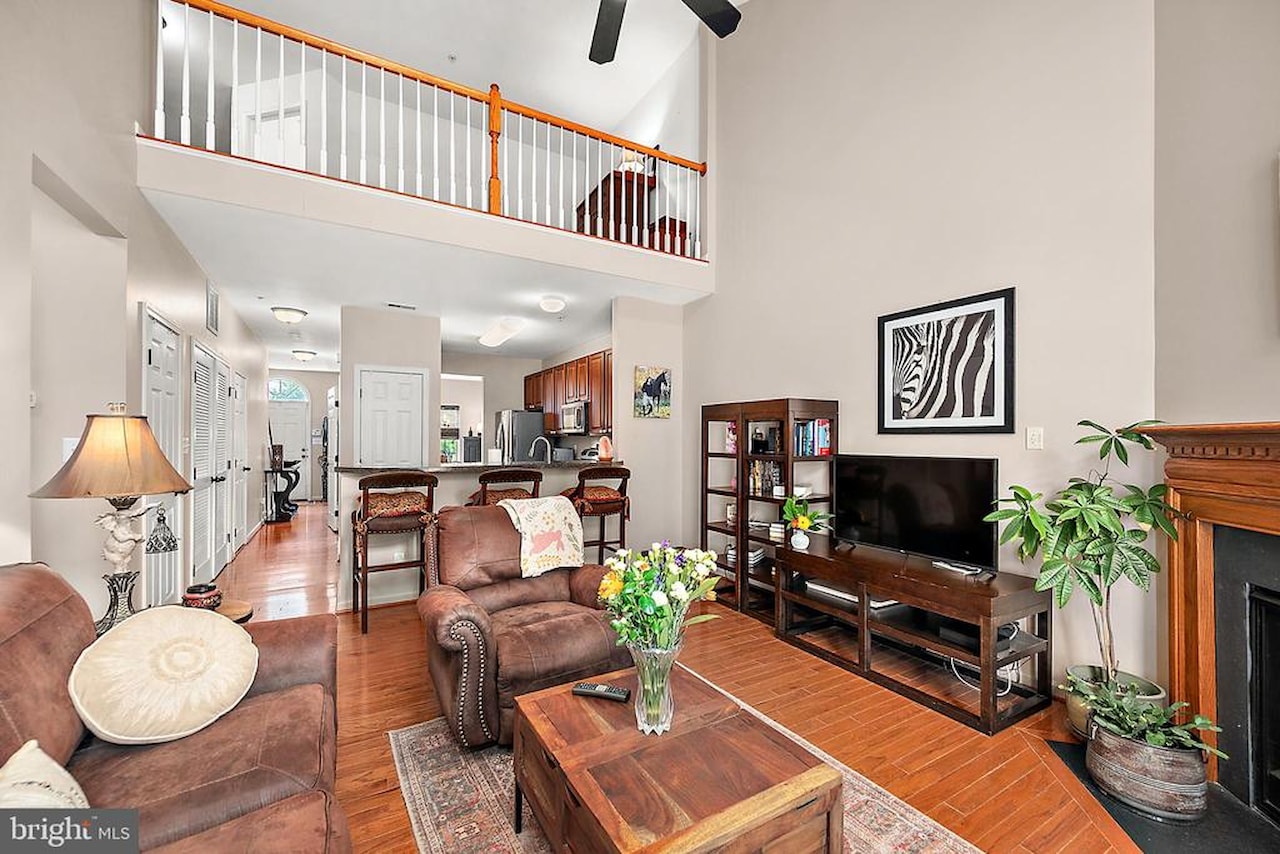  Real Estate for Sale - 508 Sunlight Ln #2 in Berlin Photo 5