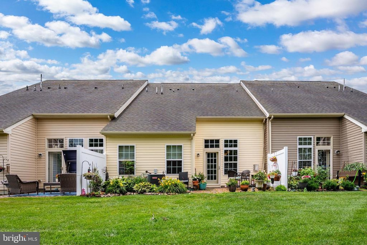  Real Estate for Sale - 508 Sunlight Ln #2 in Berlin Photo 35