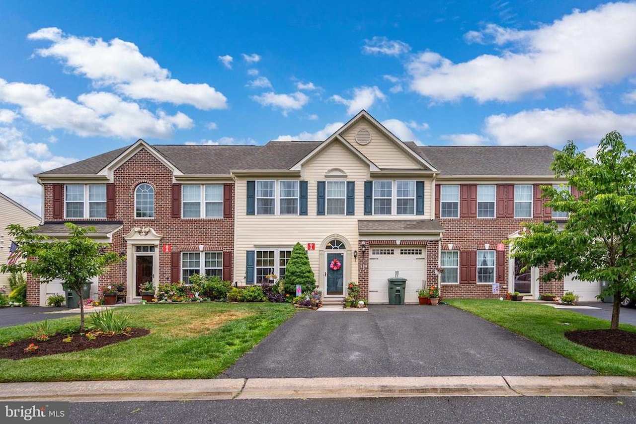  Real Estate for Sale - 508 Sunlight Ln #2 in Berlin Photo 38