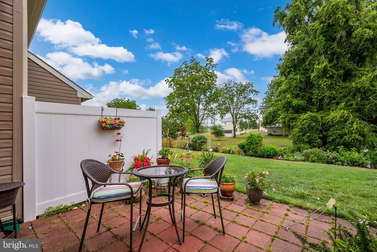  Real Estate for Sale - 508 Sunlight Ln #2 in Berlin Photo 37