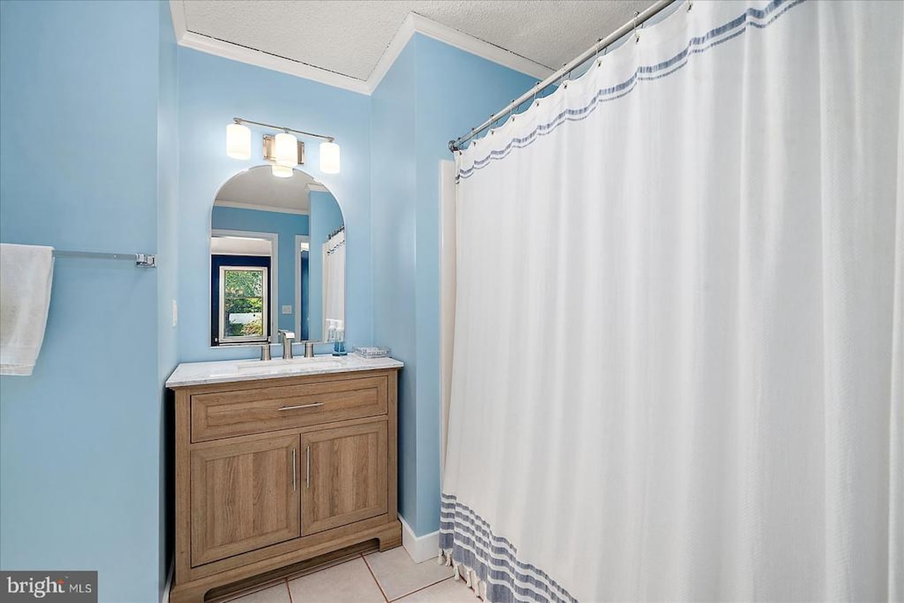  Real Estate for Sale - 12912 Pine St in Ocean City Photo 24