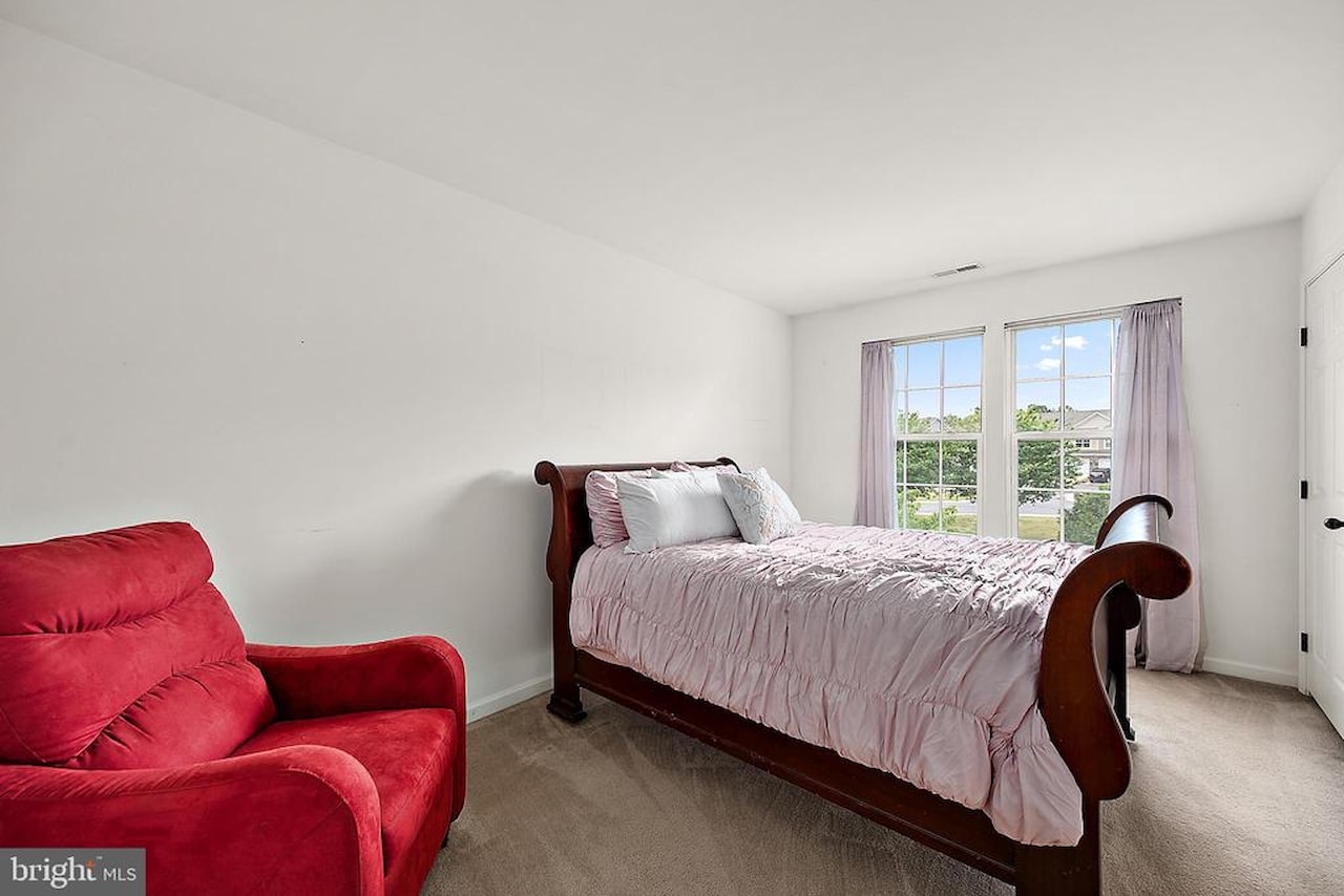  Real Estate for Sale - 508 Sunlight Ln #2 in Berlin Photo 26
