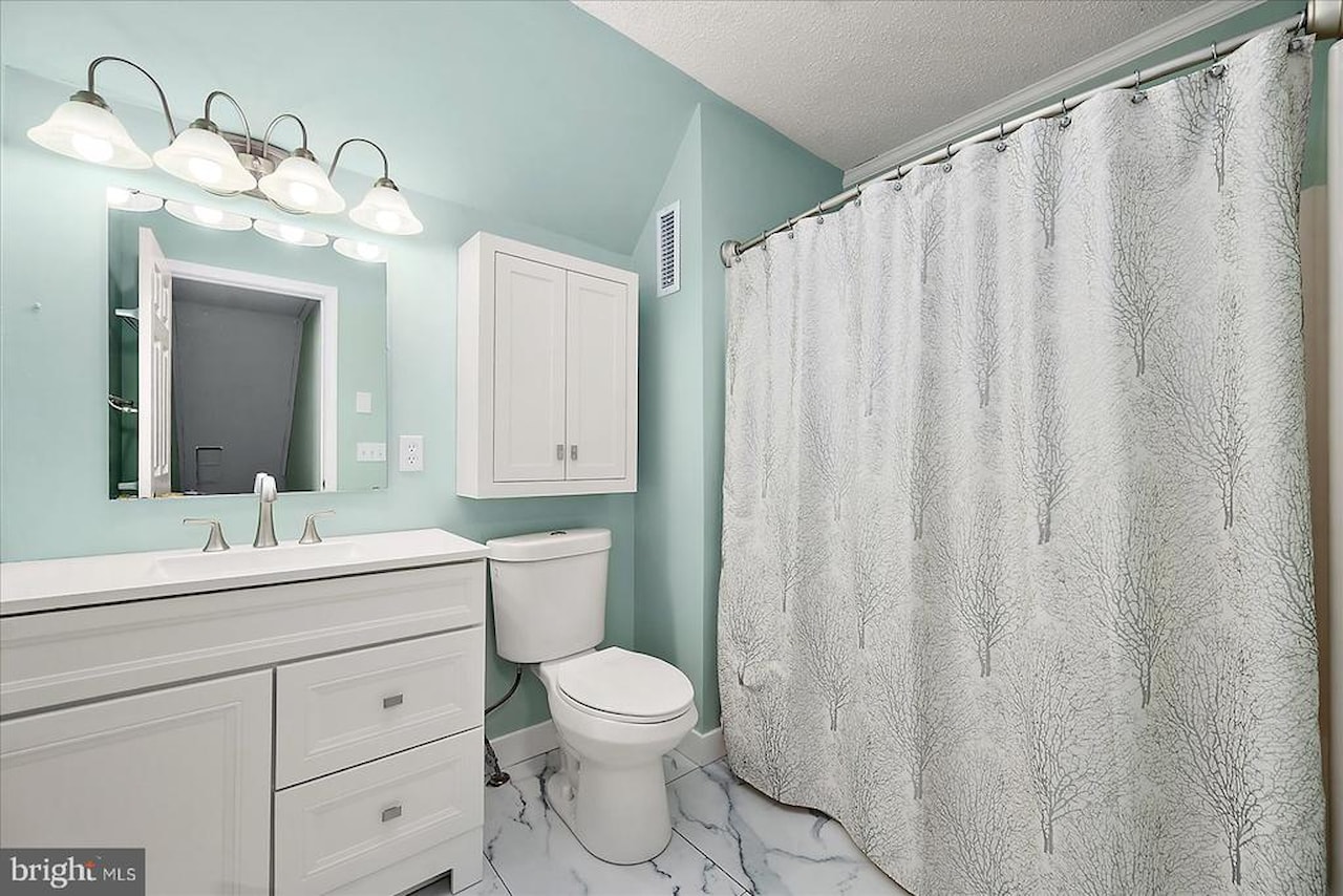  Real Estate for Sale - 12912 Pine St in Ocean City Photo 30