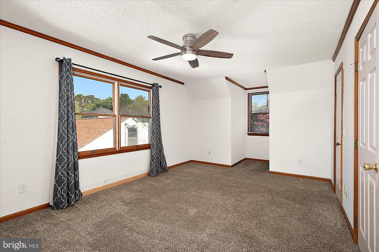  Real Estate for Sale - 12912 Pine St in Ocean City Photo 33