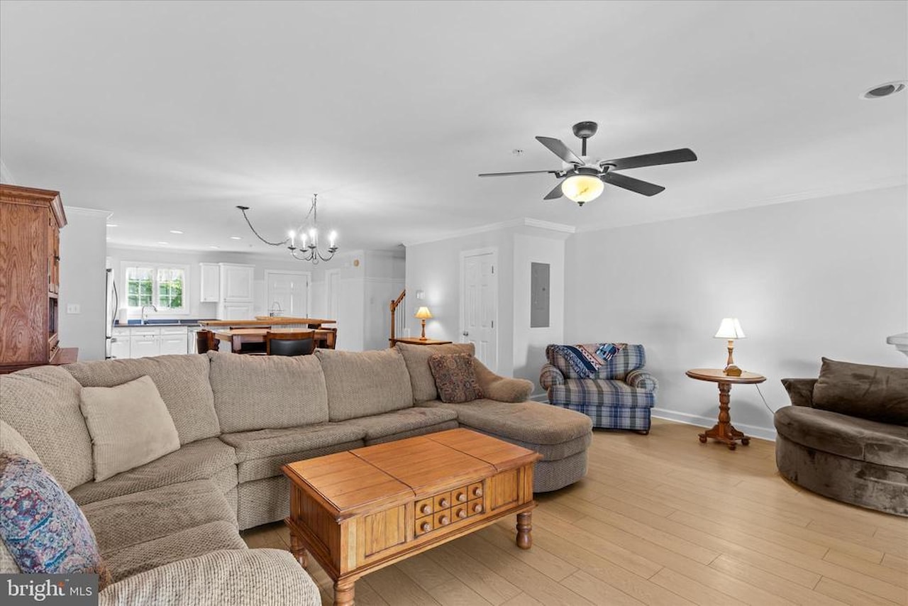 Ocean Village At Old Real Estate for Sale - 9717-3 Village Ln #9709C in Ocean City Photo 5