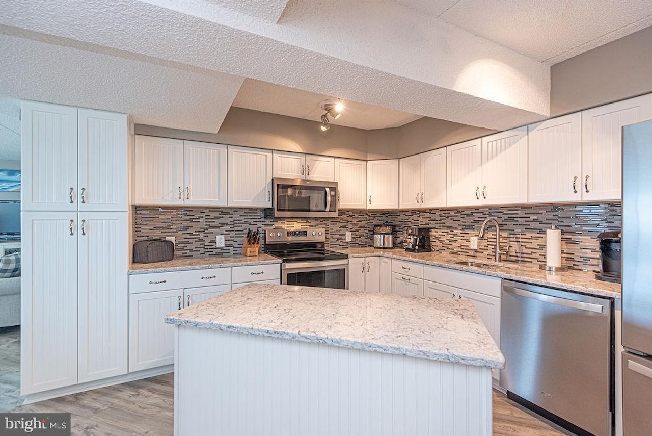 Atlantis Real Estate for Sale - 10300 Coastal Hwy #506 in Ocean City Photo 6