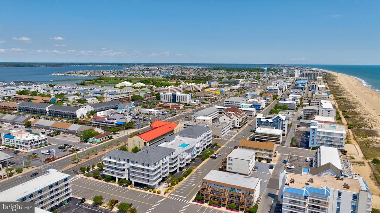 Ocean Break Real Estate for Sale - 12101 Assawoman Dr #107 in Ocean City Photo 5