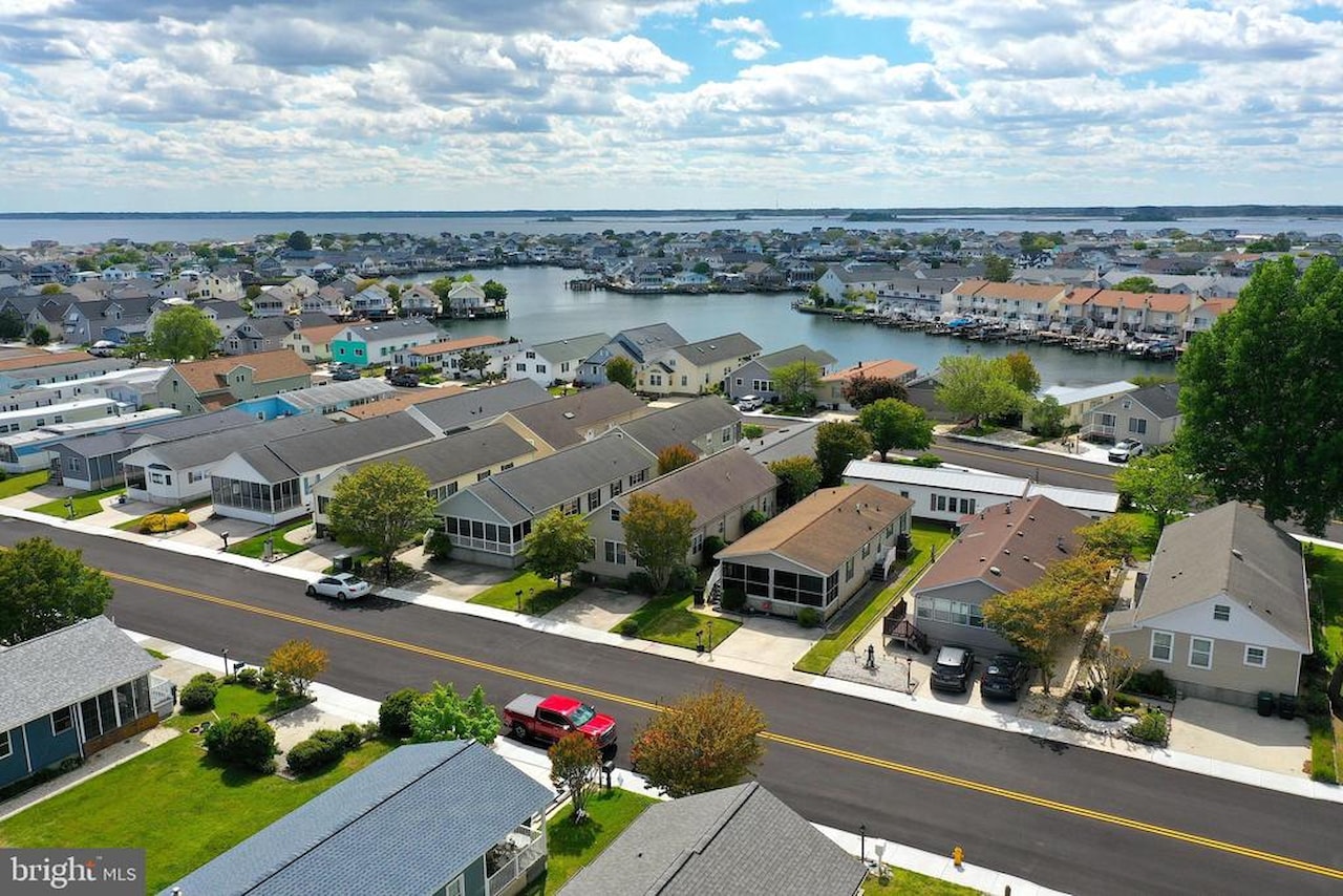  Real Estate for Sale - 13329 Nantucket Rd in Ocean City Photo 49