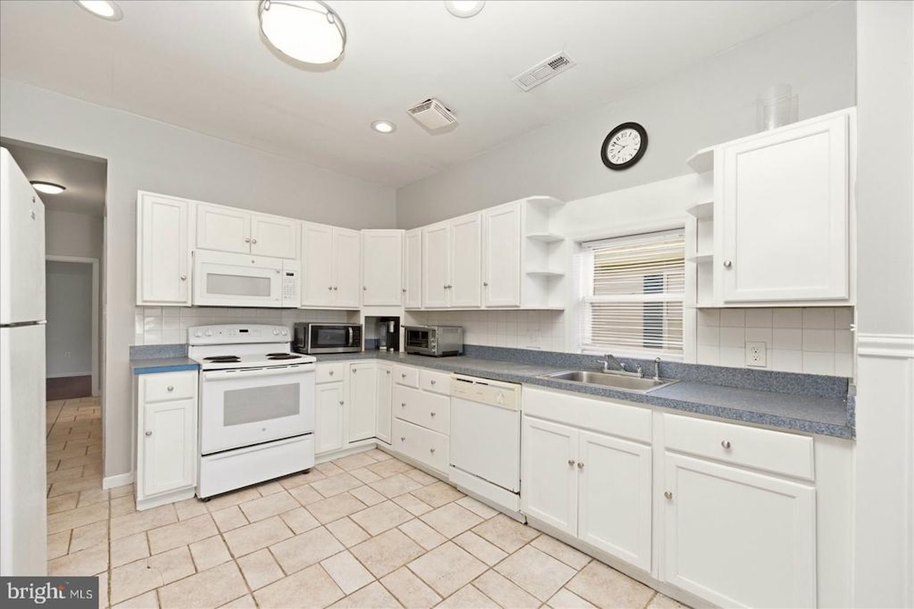  Real Estate for Sale - 13329 Nantucket Rd in Ocean City Photo 12
