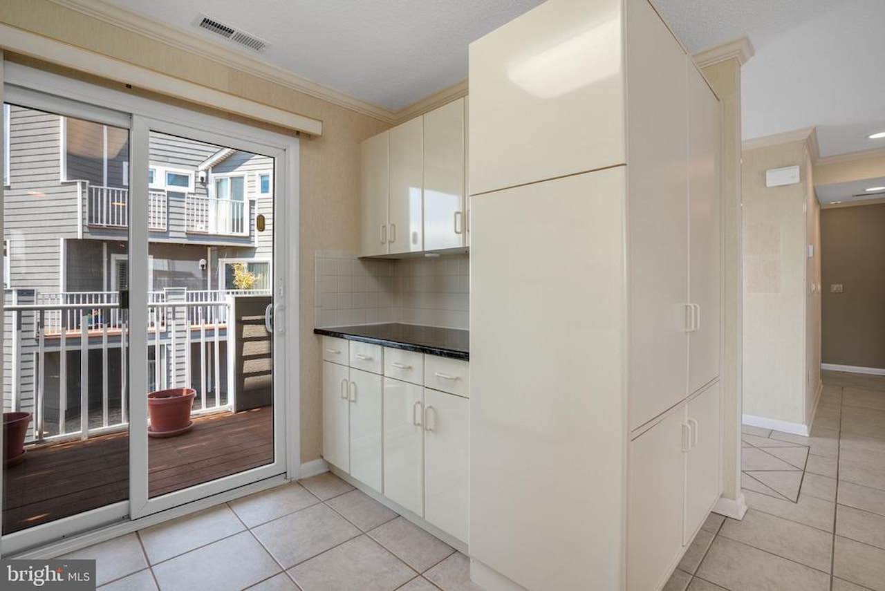 Harbour Island Real Estate for Sale - 415 14th St #55A in Ocean City Photo 17