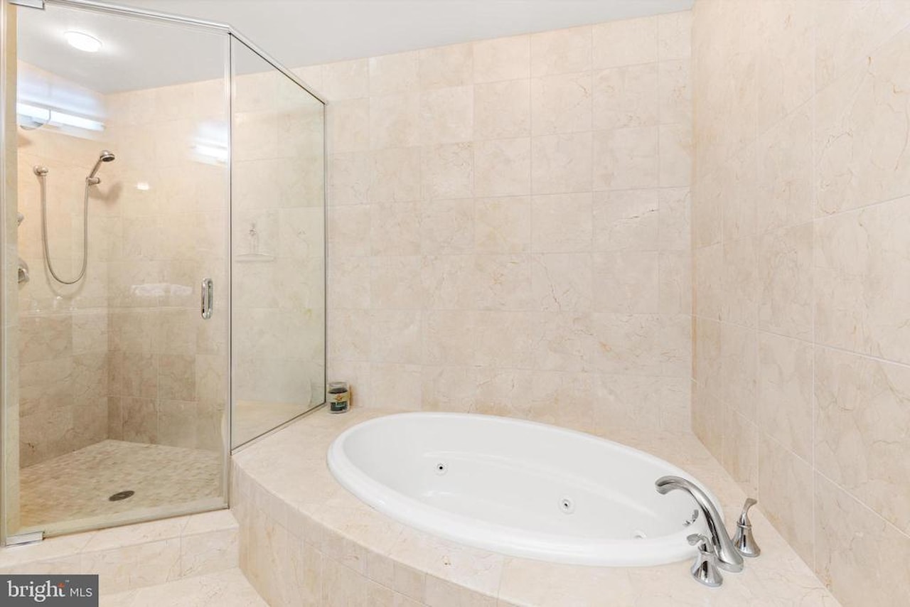 Gateway Grand Real Estate for Sale - 2 48th St in Ocean City Photo 18
